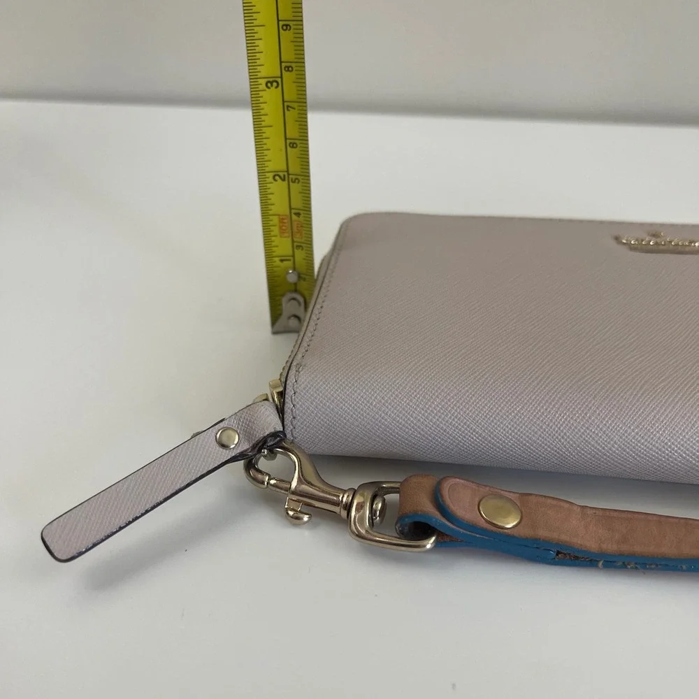 Kate Spade Disney Minnie Mouse Wristlet Wallet Lacey Continental Leather Zip